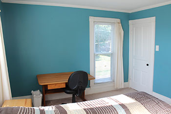 The Queen Bedroom